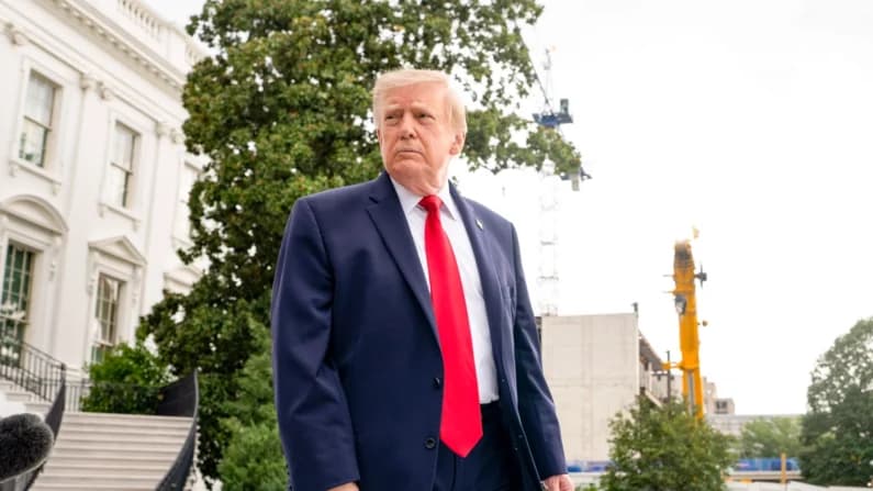 Trump se reúne con líderes de la industria de IA mientras crecen temores de riesgos