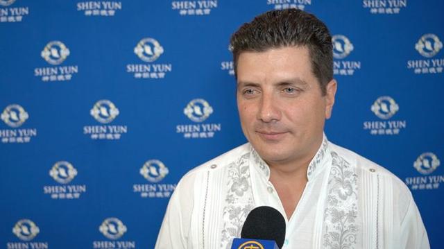 Exfuncionario tapatío agradece a Shen Yun el rescate del "esplendor" de China