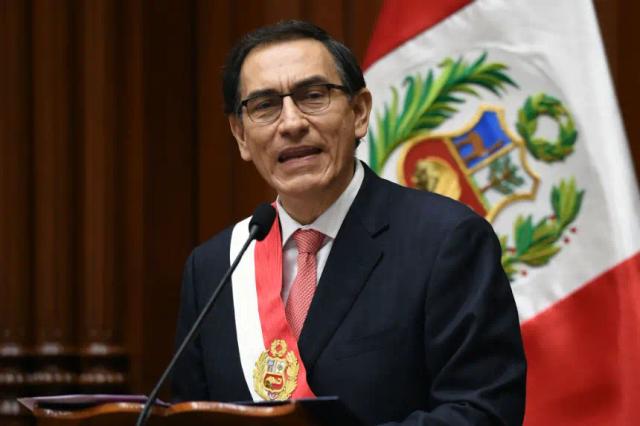 Congreso de Perú votará si inhabilita al expresidente Martín Vizcarra por 10 años