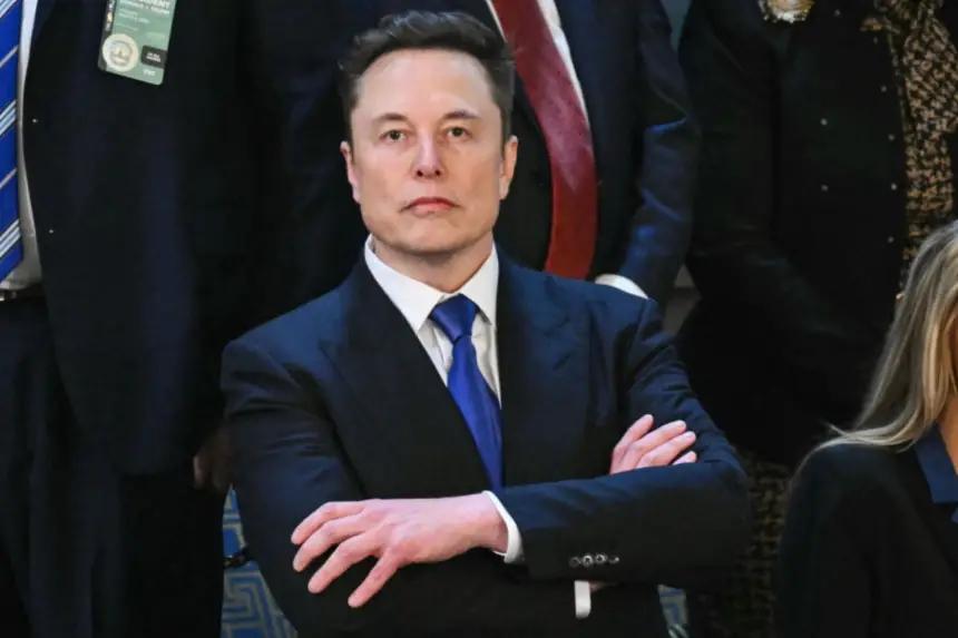 Elon Musk llega para el discurso del presidente Donald Trump ante una sesión conjunta del Congreso en la Cámara de Representantes del Capitolio de Estados Unidos en Washington el 4 de marzo de 2025. (Saul Loeb/AFP vía Getty Images)
