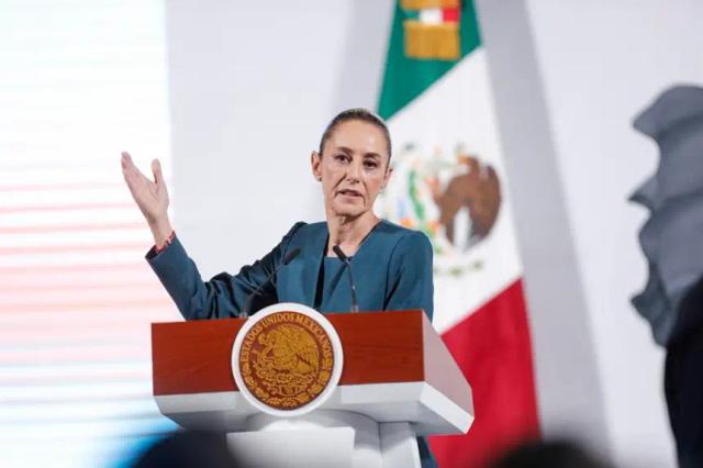 La presidente de México, Claudia Sheinbaum, habla durante su rueda de prensa matutina el 20 de marzo de 2025, en el Palacio Nacional de Ciudad de México (México). EFE/ Isaac Esquivel