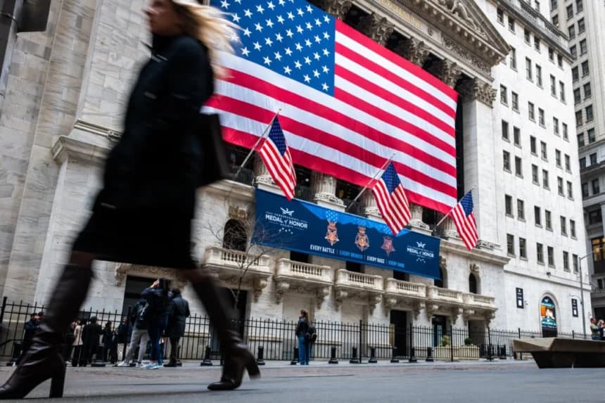 La Bolsa de Valores de Nueva York en Wall Street, en la ciudad de Nueva York, el 5 de marzo de 2025. (Spencer Platt/Getty Images)