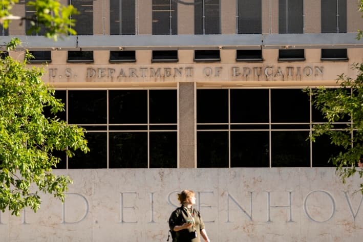 El edificio del Departamento de Educación de Estados Unidos en Washington, el 28 de abril de 2025. (Madalina Kilroy/The Epoch Times)