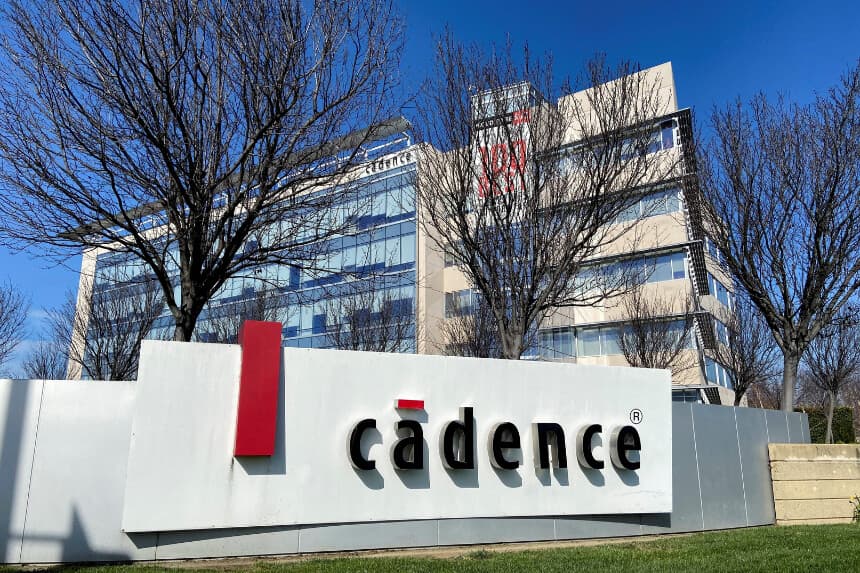 El logotipo de Cadence Design Systems en el exterior de las oficinas de la empresa en San José, California, el 31 de enero de 2020. (Stephen Nellis/Reuters).