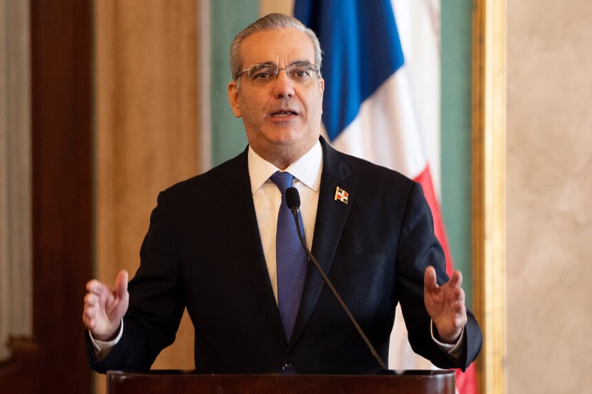 El presidente de la República Dominicana, Luis Abinader, en el Palacio Presidencial de Santo Domingo, el 9 de enero de 2025. (FRANCESCO SPOTORNO/AFP a través de Getty Images)
