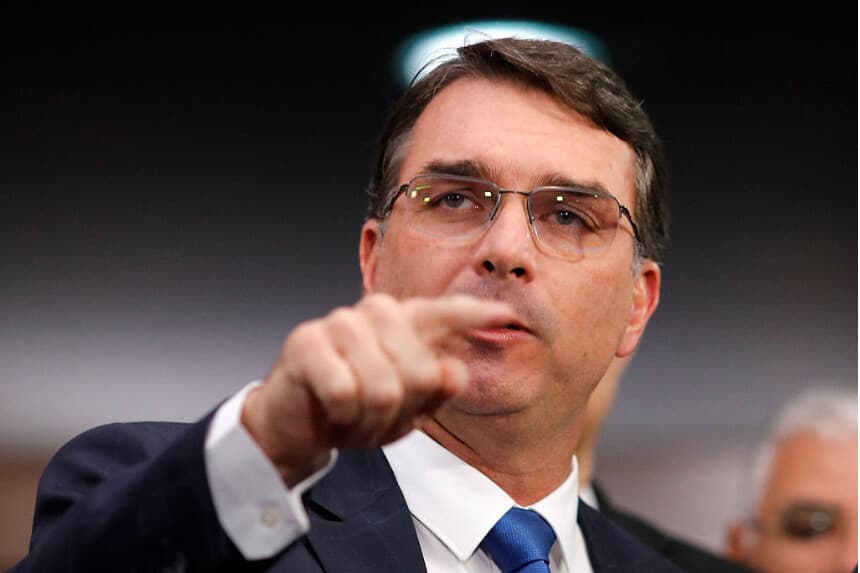 Flavio Bolsonaro considera su candidatura a la presidencia de Brasil como "un proyecto de Dios"