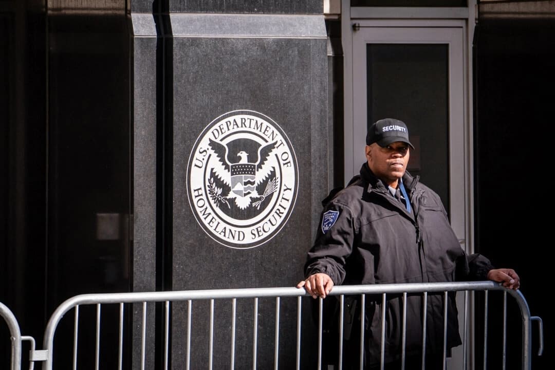 El edificio del Servicio de Inmigración y Control de Aduanas de Estados Unidos en Washington, el 25 de marzo de 2024. (Madalina Vasiliu/The Epoch Times).