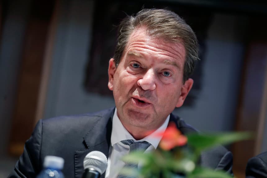 El presidente de la Asociación de Bancos de México, Emilio Romano Mussali, habla durante una rueda de prensa en Ciudad de México (Imagen de archivo. EFE/ Isaac Esquivel)