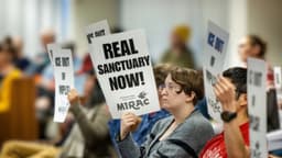 Autoridades de EE.UU. arrestan a 500 migrantes en Minnesota e investigan 1000 fraudes