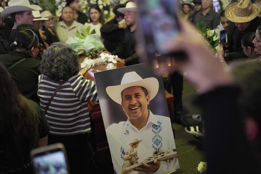 Autoridades detienen a implicado en homicidio del alcalde Carlos Manzo