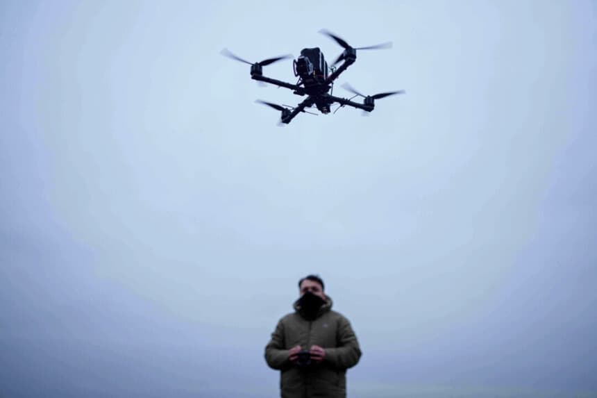 Ucrania enviará equipos antidrones a tres países de Medio Oriente, según Zelenski