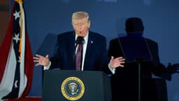 Donald Trump afirma que líderes iraníes "negocian" y quieren un acuerdo con urgencia