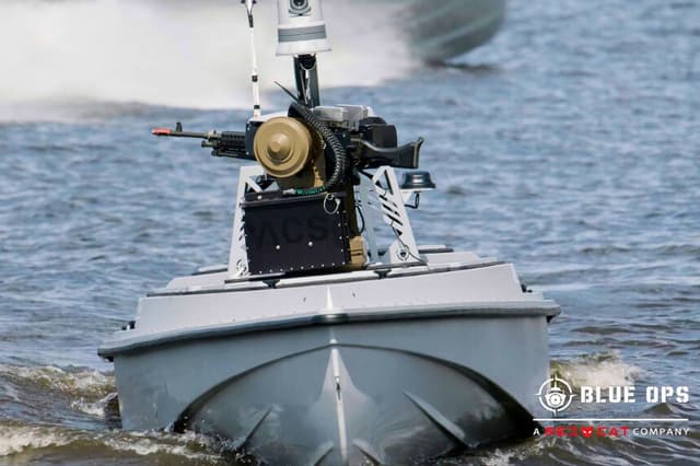 Blue Ops realiza una demostración de una de sus embarcaciones no tripuladas, conocidas como embarcaciones de superficie no tripuladas, en el lago Okechobee, Florida, en febrero de 2026. (Cortesía de Blue Ops, una división de Red Cat Holdings).