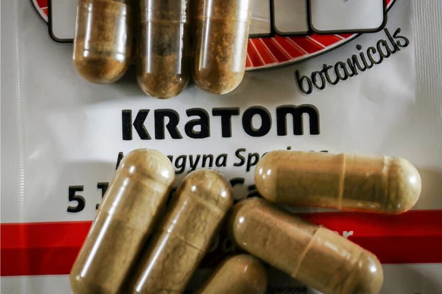 Kratom relacionado al "notable aumento" de llamadas por intoxicaciones y hospitalizaciones