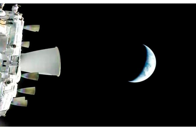 Una vista de la Tierra desde la nave espacial Orión de la NASA mientras orbita sobre el planeta durante el vuelo de prueba Artemis II, el 2 de abril de 2026. (NASA vía AP)