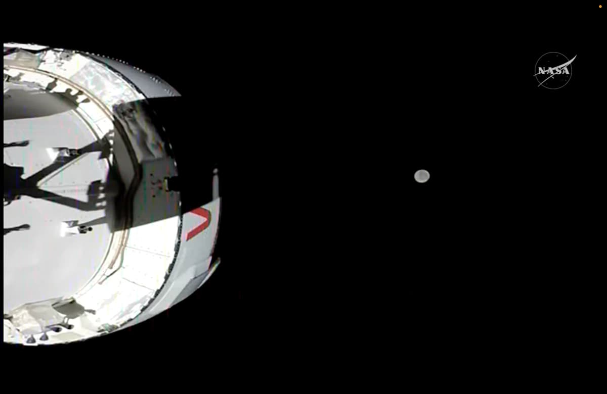 Artemis II, día 4: Vuelo manual en el espacio profundo, preparativos para el sobrevuelo lunar, mensaje de Pascua