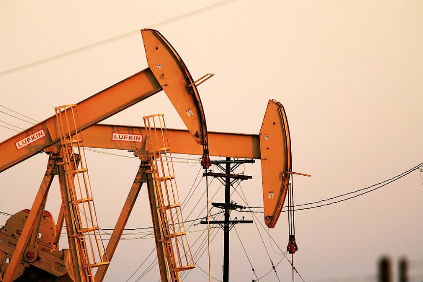 Petróleo cae por debajo de USD 100 el barril ante la esperanza de paz en Medio Oriente