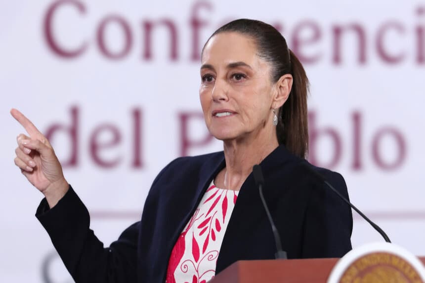 México descarta retomar relación con Perú pese a cambio de presidente