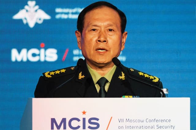 El ministro de Defensa chino, Wei Fenghe, asiste a la VII Conferencia de Moscú sobre Seguridad Internacional (MCIS-2018) en Moscú el 4 de abril de 2018. (ALEXANDER NEMENOV/AFP vía Getty Images)