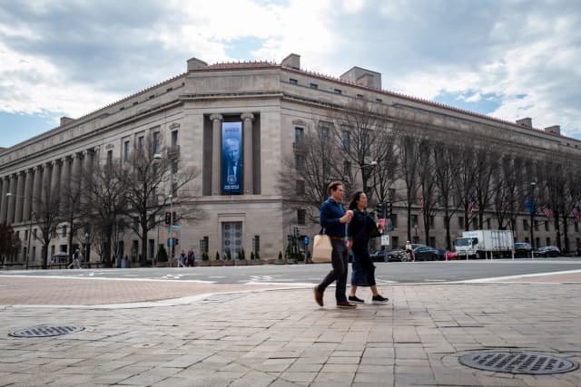 El edificio del Departamento de Justicia en Washington el 11 de marzo de 2026. (Madalina Kilroy/The Epoch Times)