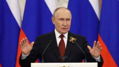 Rusia advierte a extranjeros que abandonen Kiev mientras amenaza con nuevos ataques