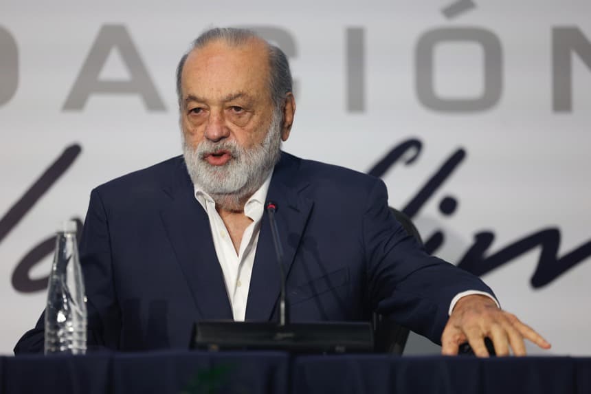 Carlos Slim anuncia inversiones por 5000 millones de dólares en México para 2026