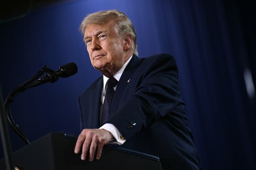 Juez rechaza suspender la orden de Trump sobre el voto por correo