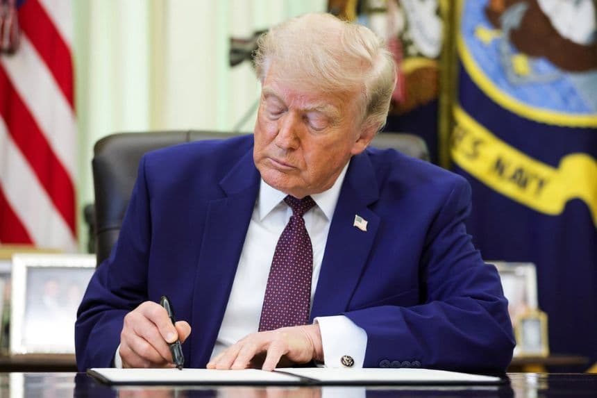 Trump emite un memorando para acelerar el uso de la IA para la seguridad nacional