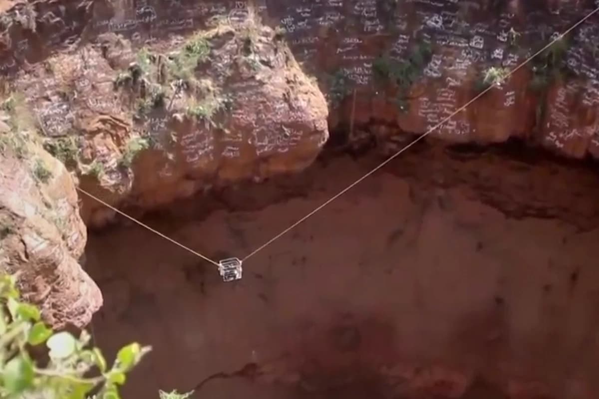 Muere el "Spider-Man de Yemen" tras caer mientras ascendía un cráter volcánico
