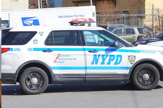 Un vehículo patrulla de la policía de la ciudad de Nueva York en una fotografía de archivo. (Michael M. Santiago/Getty Images).