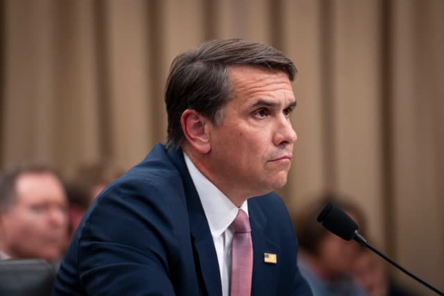 El fiscal general interino Todd Blanche testifica ante el Comité de Asignaciones de la Cámara de Representantes en Washington el 2 de junio de 2026. (Madalina Kilroy/The Epoch Times).