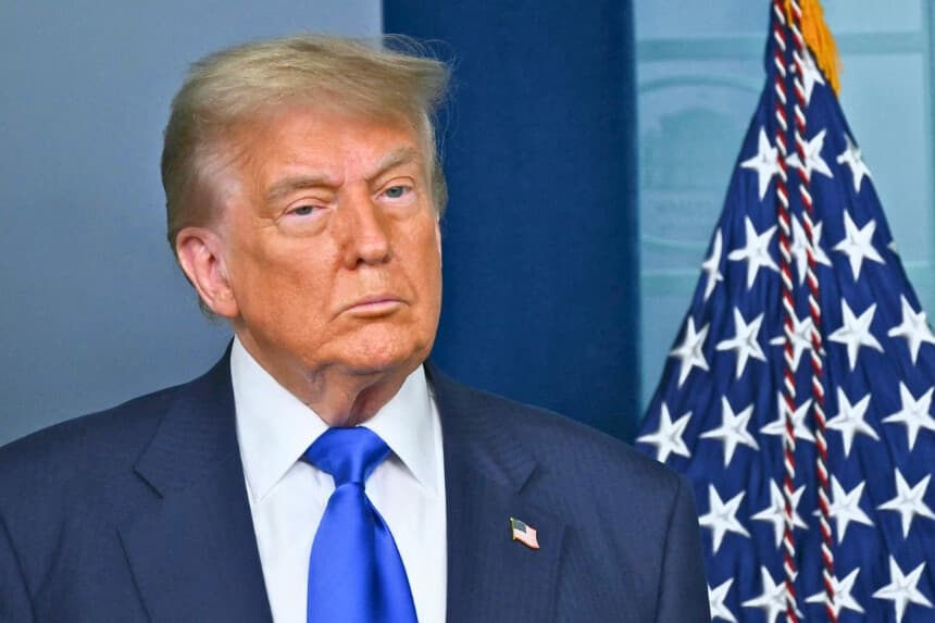 Trump se enfrenta a opciones limitadas tras la sentencia sobre la ciudadanía por nacimiento: Expertos