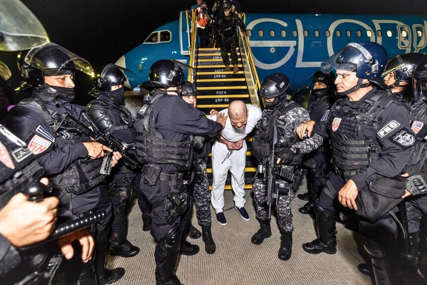 Ocho miembros del Tren de Aragua son acusados de delitos violentos y desmantelan bandas criminales