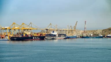 EE. UU. lanza nuevos ataques contra Irán tras agresión a un buque en el estrecho de Ormuz
