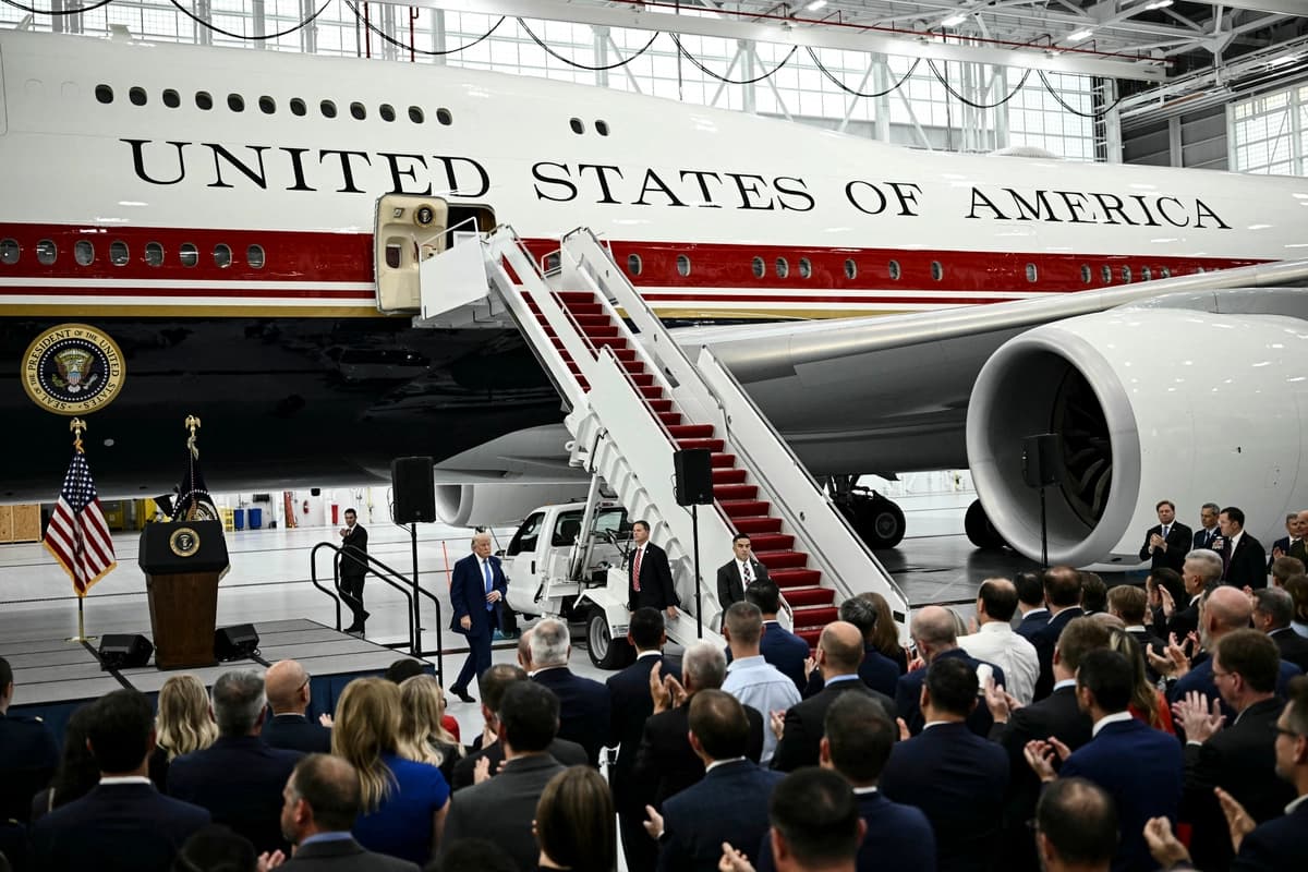 Justicia de EE. UU. cita a periodistas del NYT por informe sobre seguridad del Air Force One
