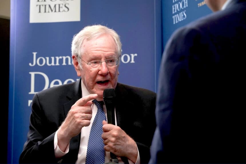Precedentes históricos como modelo para resolver los desafíos actuales: Steve Forbes