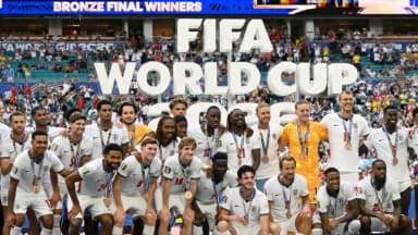 Inglaterra vence a Francia 6 - 4 y consigue el tercer lugar de la Copa Mundial