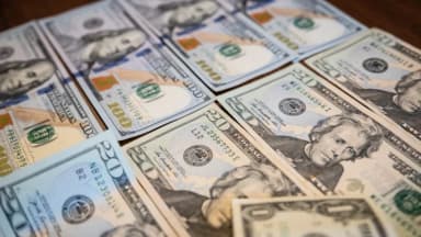 El sentimiento del mercado hacia el dólar estadounidense alcanza su punto más alto desde 2015