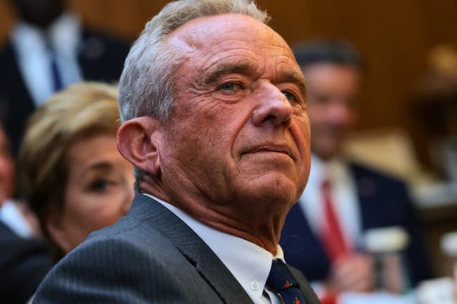 El secretario de Sanidad, Robert F. Kennedy Jr., durante una reunión del Consejo de Ministros celebrada en la residencia presidencial de Camp David, en Maryland, el 31 de julio de 2026. (Anna Moneymaker/Getty Images).
