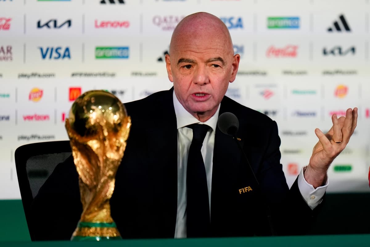 La FIFA abandona su plan de inversión de USD 20 mil millones para el Mundial en medio de críticas