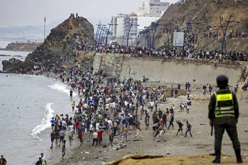 De los primeros cruces al colapso: cómo se gestó la crisis migratoria de Ceuta