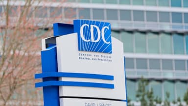 Los CDC reportan 12 casos de E. coli y 4 hospitalizaciones por bayas retiradas del mercado