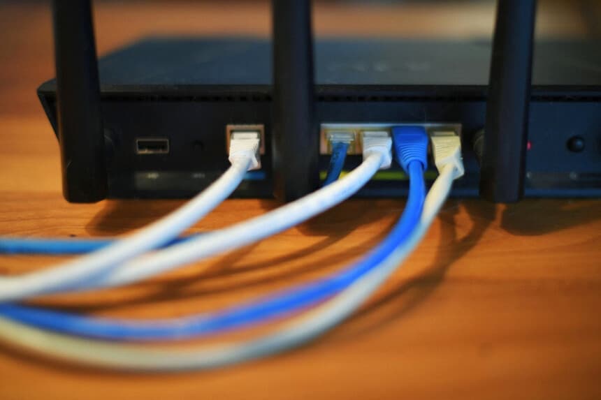 Investigador descubre puerta trasera en routers de fabricación china que se venden en todo el mundo