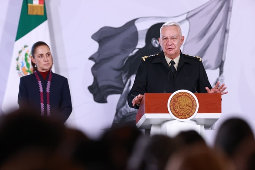 Tras alerta de EE. UU., México instala centro militar para proteger a aguacateros en Michoacán