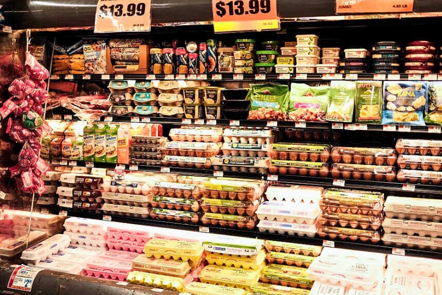FDA eleva la retirada de huevos al nivel de riesgo más alto debido al peligro de salmonela