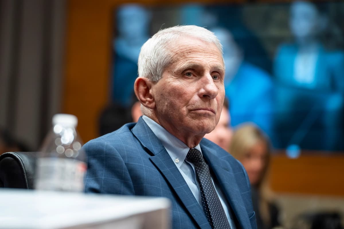 Los abogados de Fauci crean un fondo de defensa legal para cubrir sus gastos