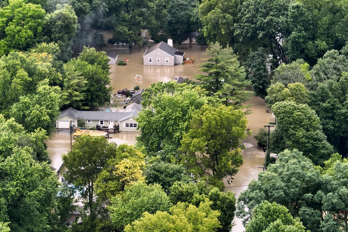 Fallecen cinco personas tras varios días de inundaciones en Indiana: autoridades