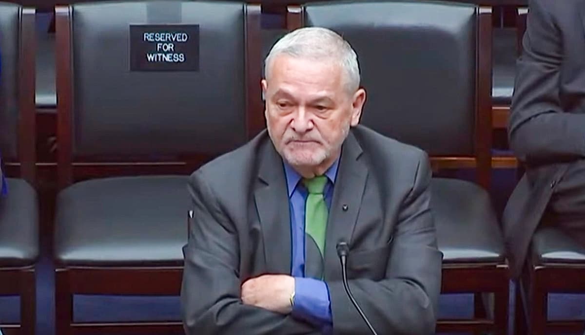 Exasesor de Fauci se declara culpable de un delito federal