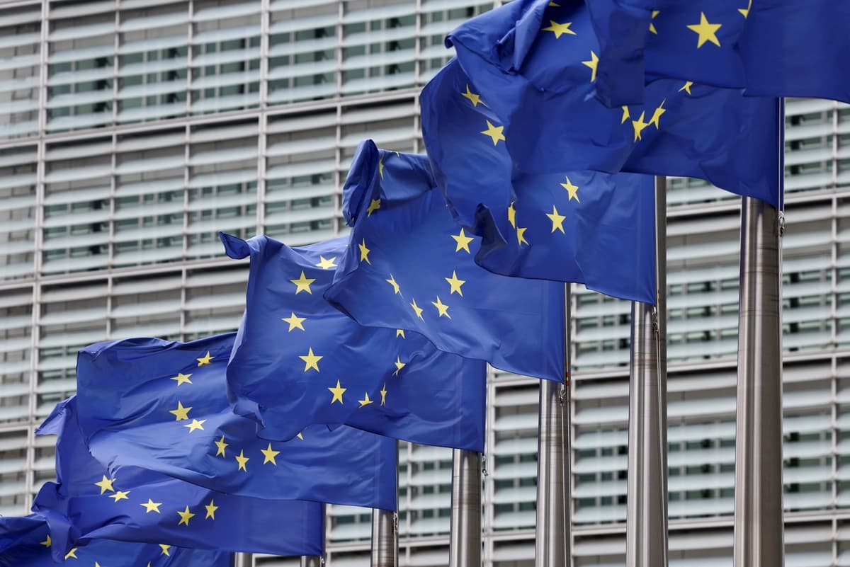 Bruselas exige devolver a Marruecos a todos los migrantes ilegales de Ceuta, menores incluidos