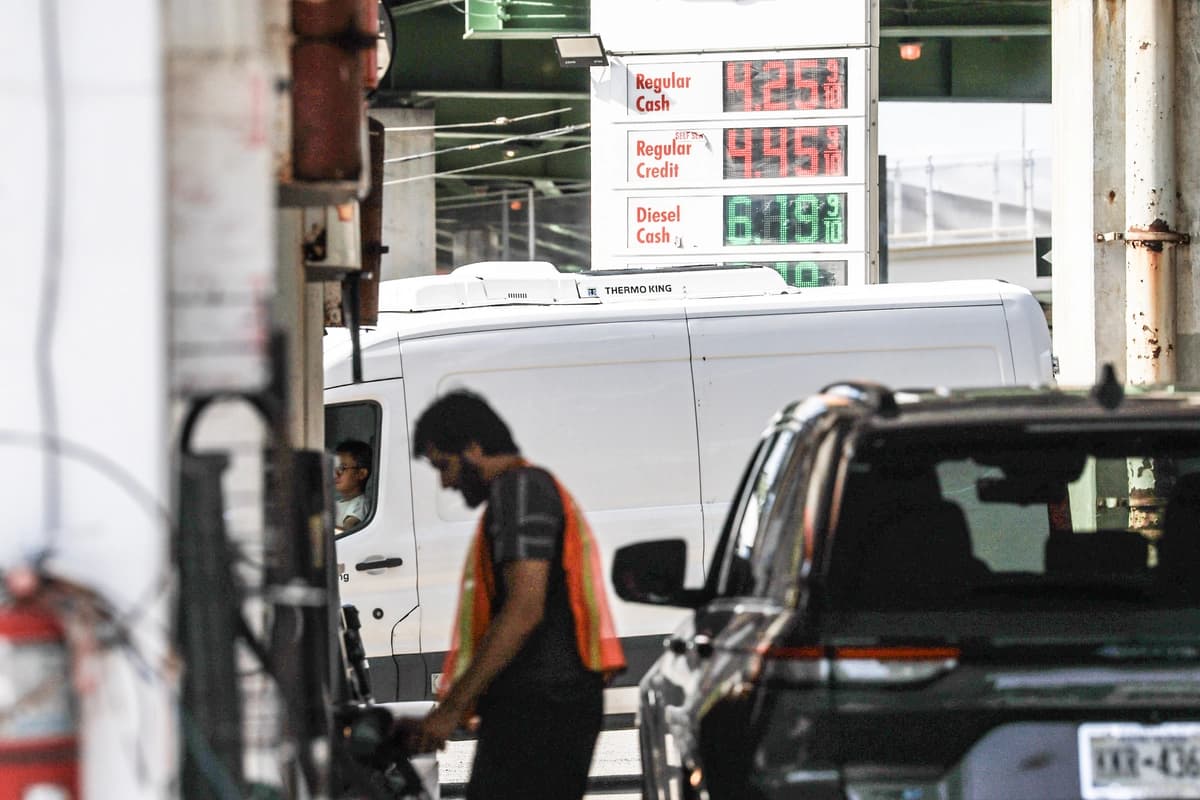 Precios de la gasolina en EE. UU. rozan máximo histórico en el Día del Trabajo